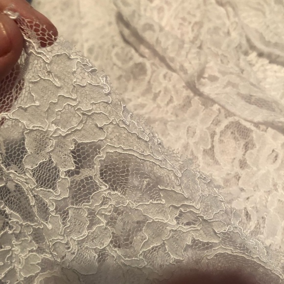 Elegant White Lace Fabric-72” by 150” aprox- a little stretch- gorgeous fabric - Picture 5 of 6